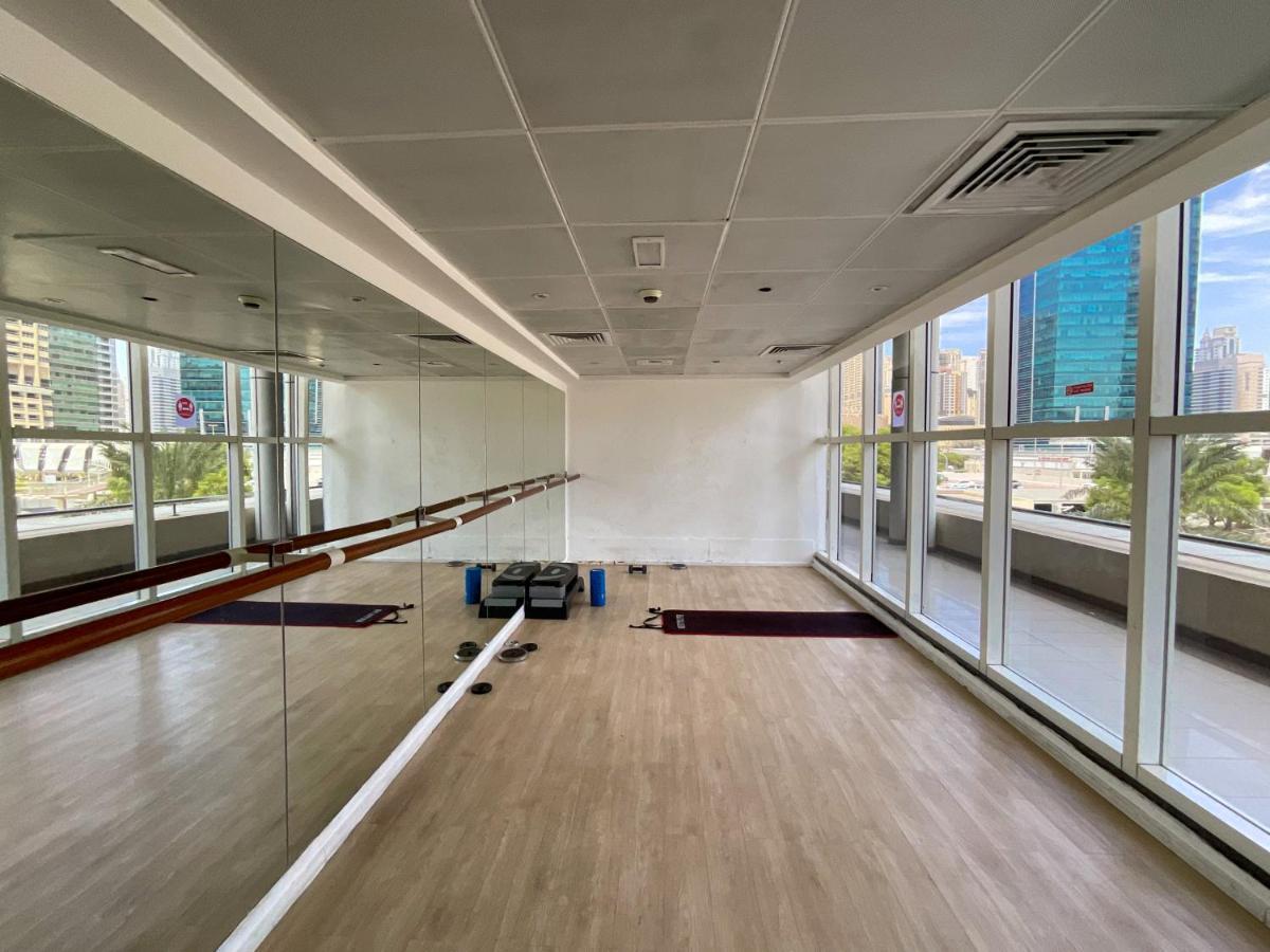 Higuests - Modern Studio With Incredible City Skyline View Dubai Exterior foto